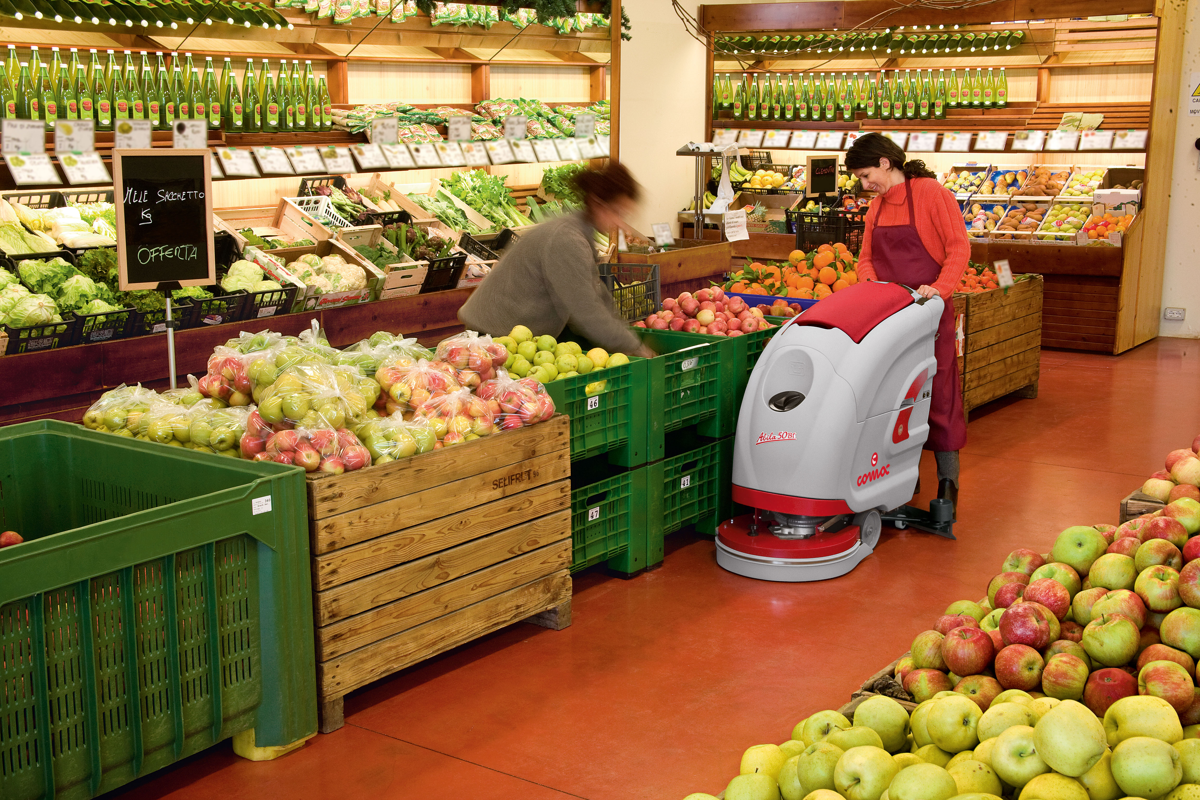 潔臣士洗地機(jī)：食品加工廠(chǎng)車(chē)間清潔的高效之選